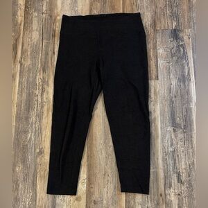 Sonoma Charcoal Gray 7/8 Length Leggings - Size M
